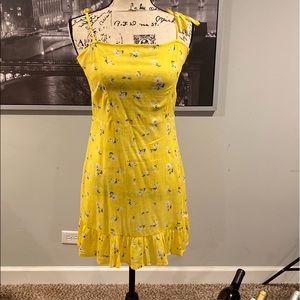 Morning summer time ! yellow sun ☀️ dress 👗